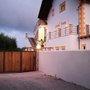 Hotel Anemomylos Lefkimmi Luxus Suites Hotel cazare Lefkimmi