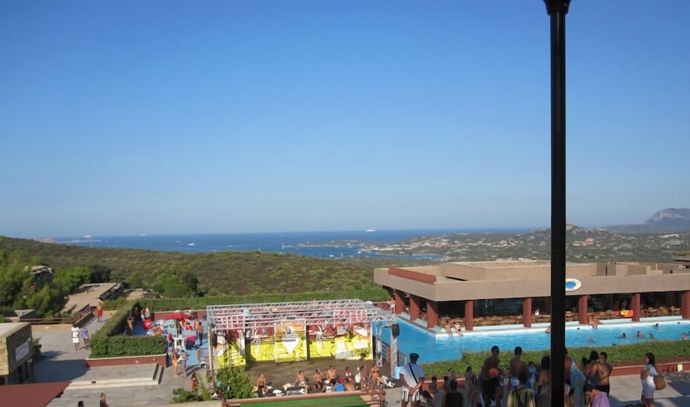 Hotel Rena Bianca Cugnana Verde Residence