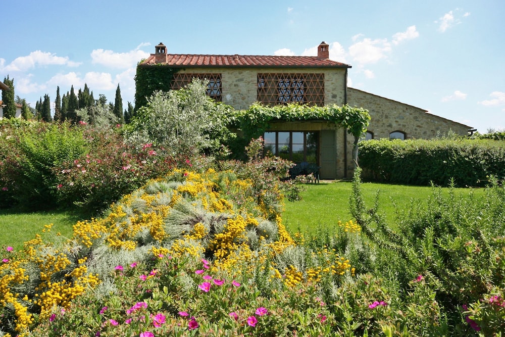Hotel Podere Il Pino