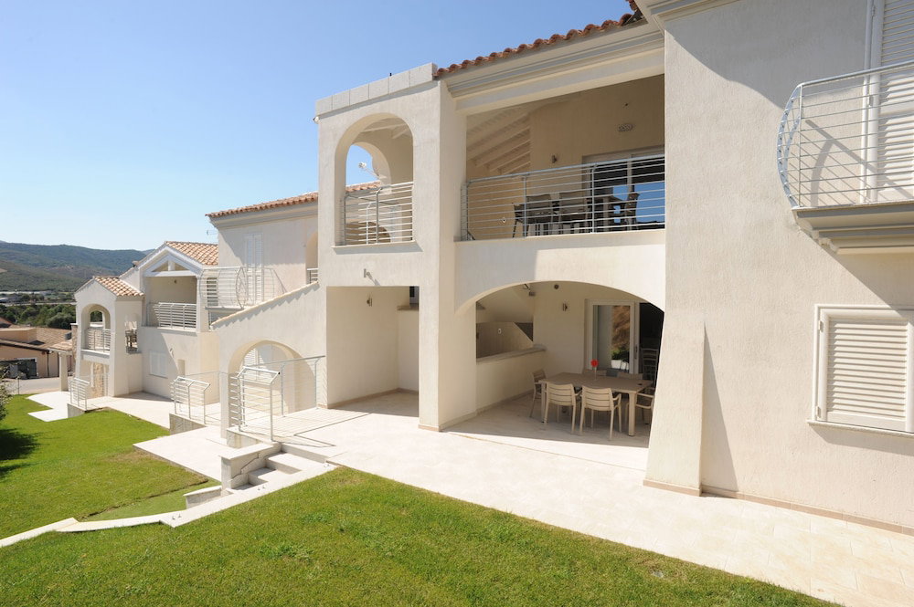 Hotel Sardegnasummer Li Mori