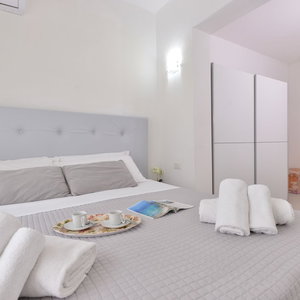 Hotel Izzhome New One cazare Pula