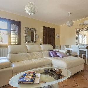 Hotel Anaelehouseapartments L.t.b. cazare Arborea