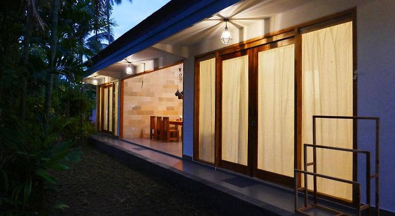 Hotel Palm Beach Villas Bali
