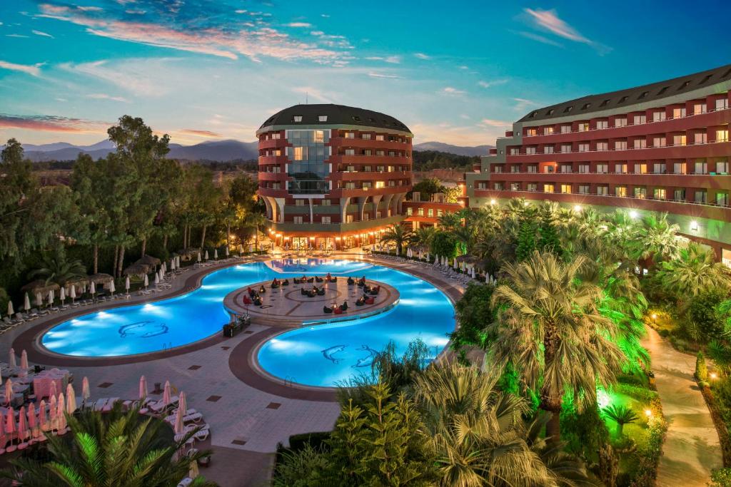 Delphin Deluxe Resort