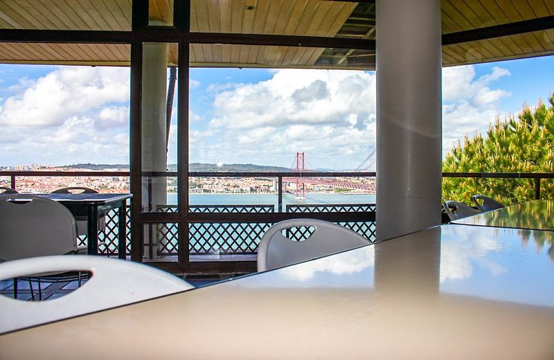 Hotel Hi Almada – Pousada De Juventude