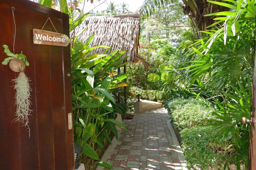 Hotel Baan Sukreep Resort