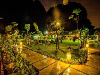 Tam Coc Rice Fields Resort