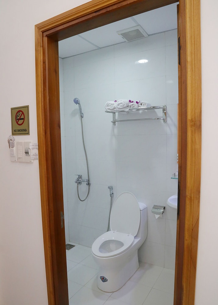 Danang Beach 2 Hotel