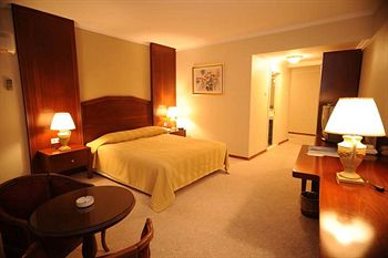 Hotel Akol Hotel
