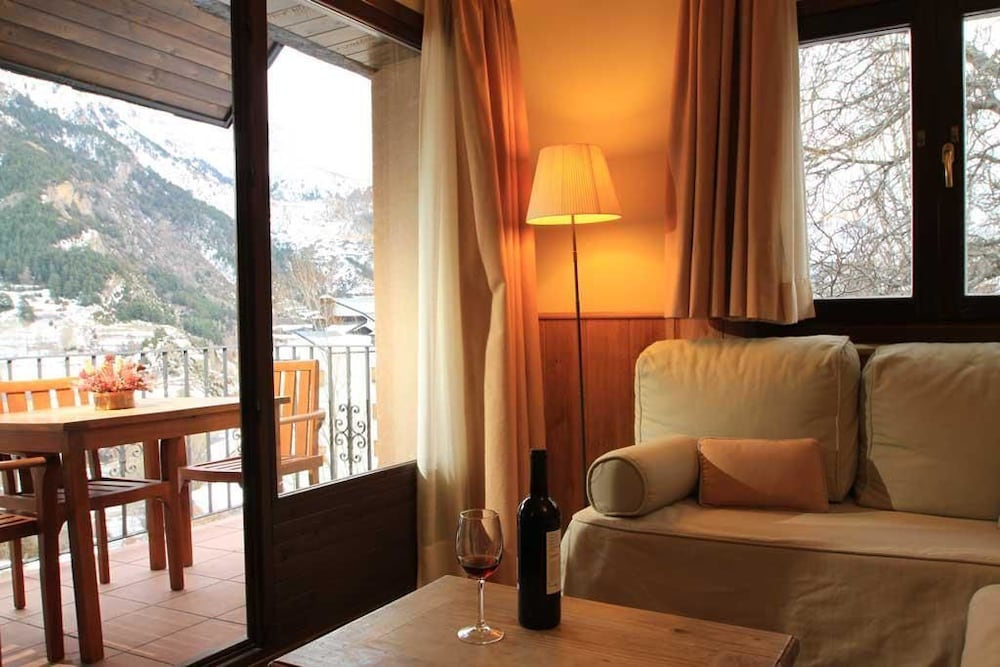 Hotel Aparthotel Sarrato