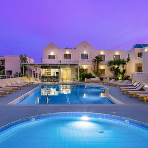 Hotel Oscar Suites & Village cazare Agia Marina