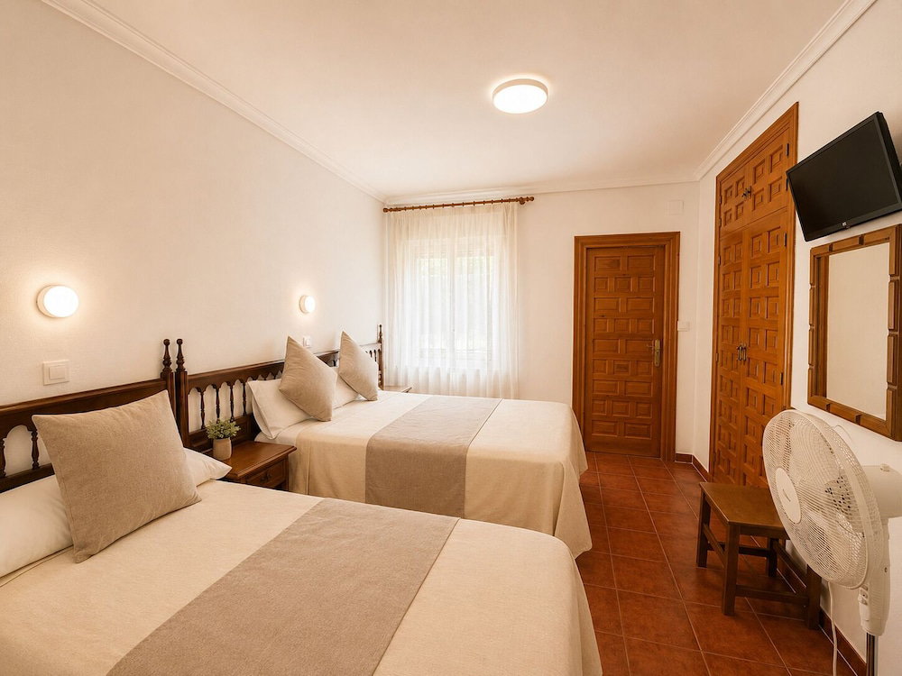 Hotel Hostal Bellas