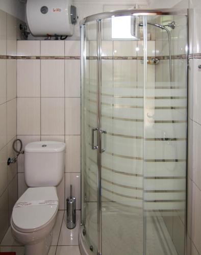 Studios Avra