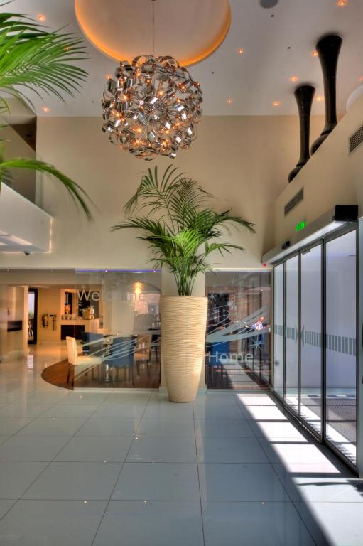 dal travel Livadhiotis City Hotel