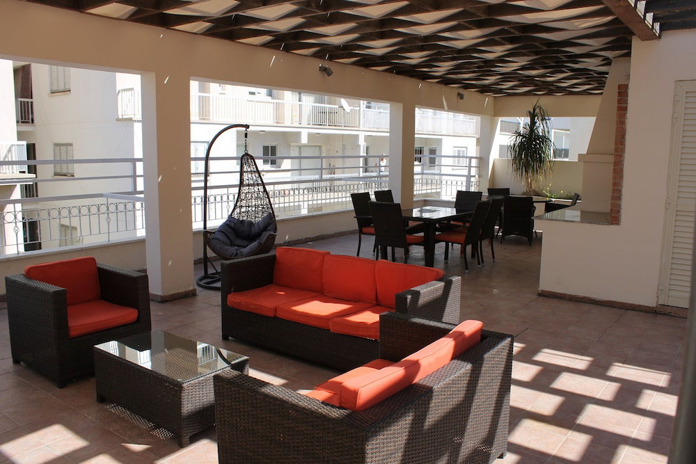 dal travel Stephanie City Apartments