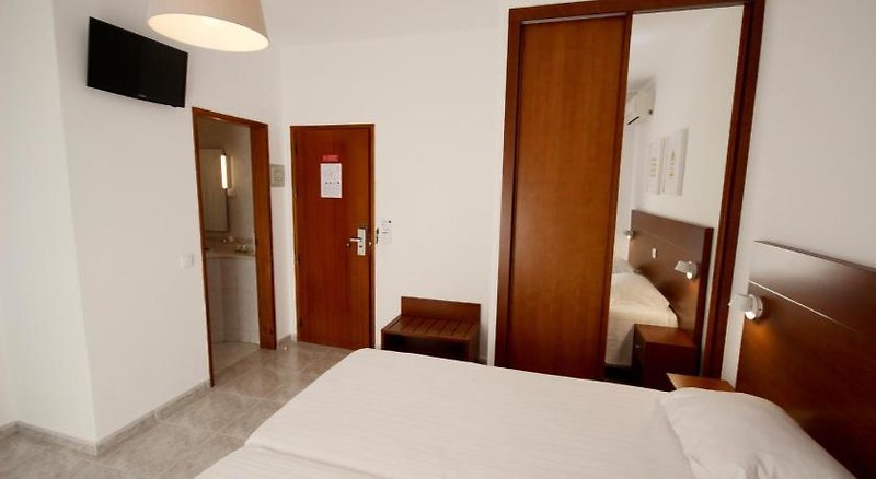 Hospedaria Buganvilia