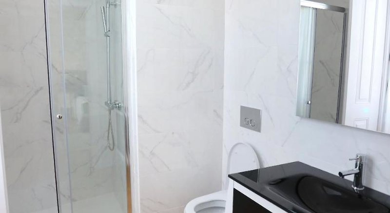 Hotel Glass Boutique-Rooms & Suites