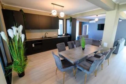 Aquarium Residence Penthouse 7