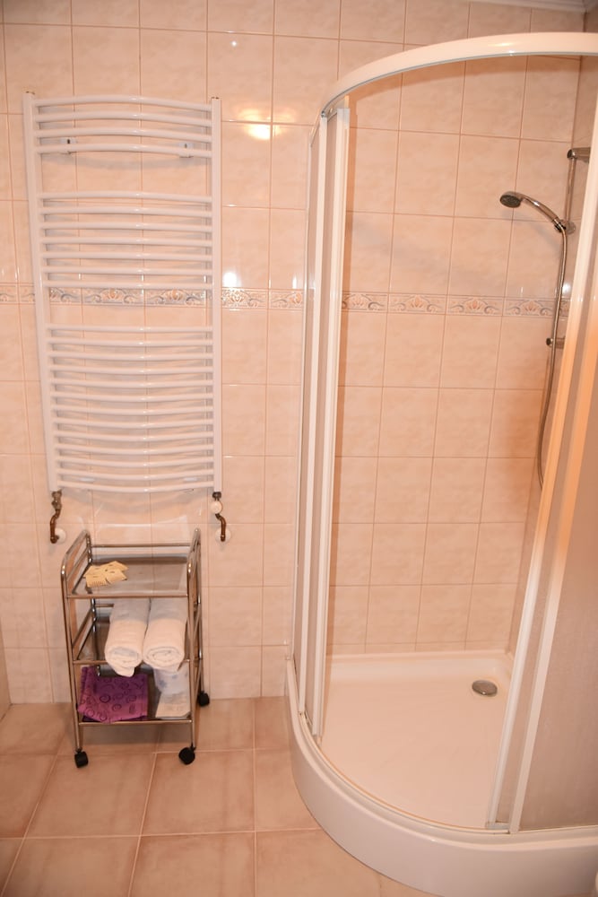 Hotel Guest House Romantika Panzio