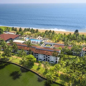 Hotel Nh Bentota Ceysands Resort cazare Sri Lanka