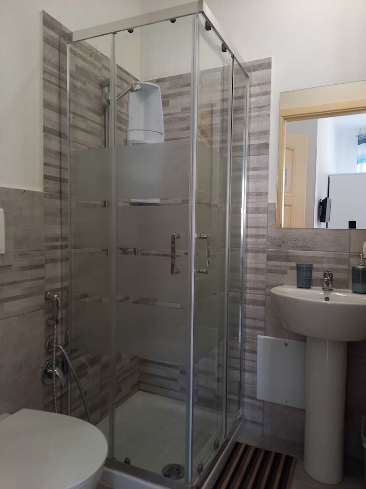 Hotel Iris Rooms