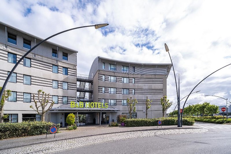 Hotel B&B Hotel Calais Terminal Cité De L'europe 4 Étoiles