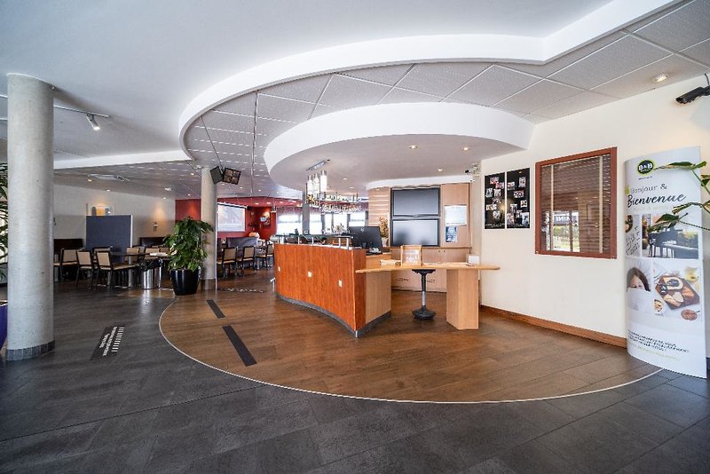 B&B Hotel Calais Terminal Cité De L'europe 4 Étoiles