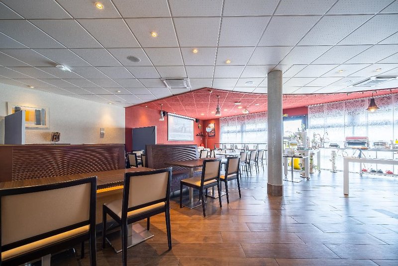 B&B Hotel Calais Terminal Cité De L'europe 4 Étoiles