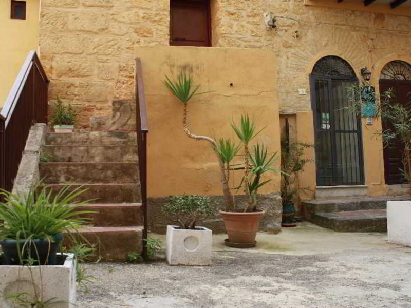Hotel Casa Lerux