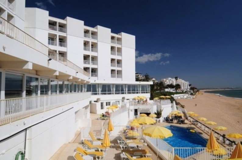 Hotel Holiday Inn Algarve - Armacao De Pera
