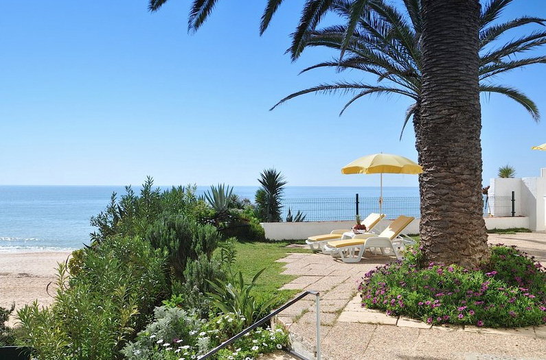 Holiday Inn Algarve - Armacao De Pera