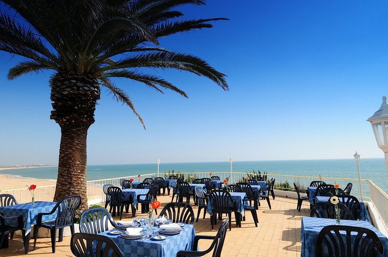 Holiday Inn Algarve - Armacao De Pera
