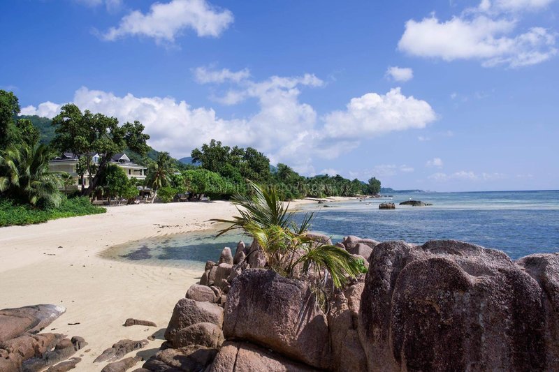 Hotel Crown Beach