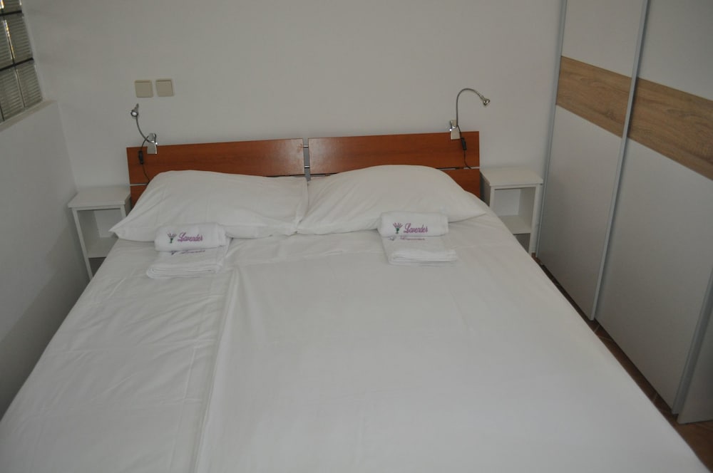 Hotel Apartments Olive I Lavender