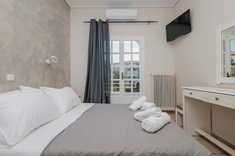 Pelithea Family Aparthotel