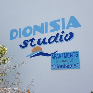Hotel Dionysia Studios cazare Kefalos