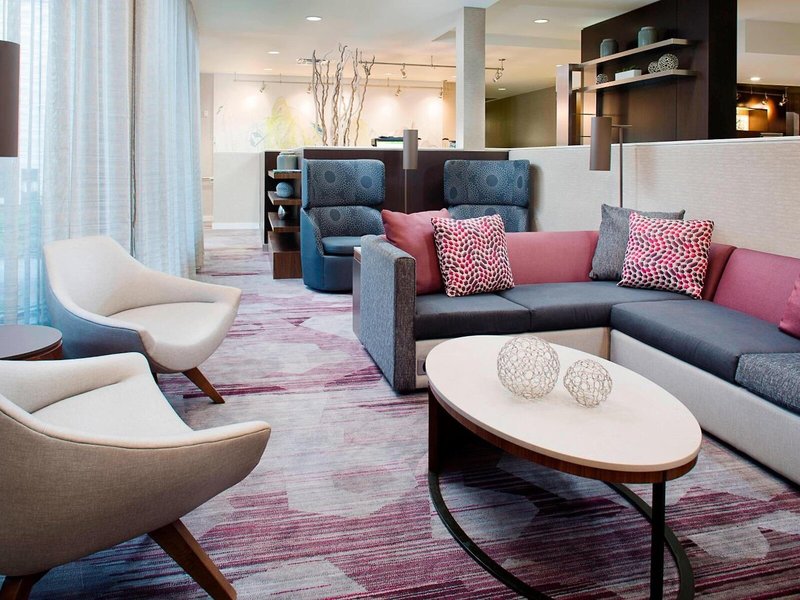 Courtyard Birmingham Homewood