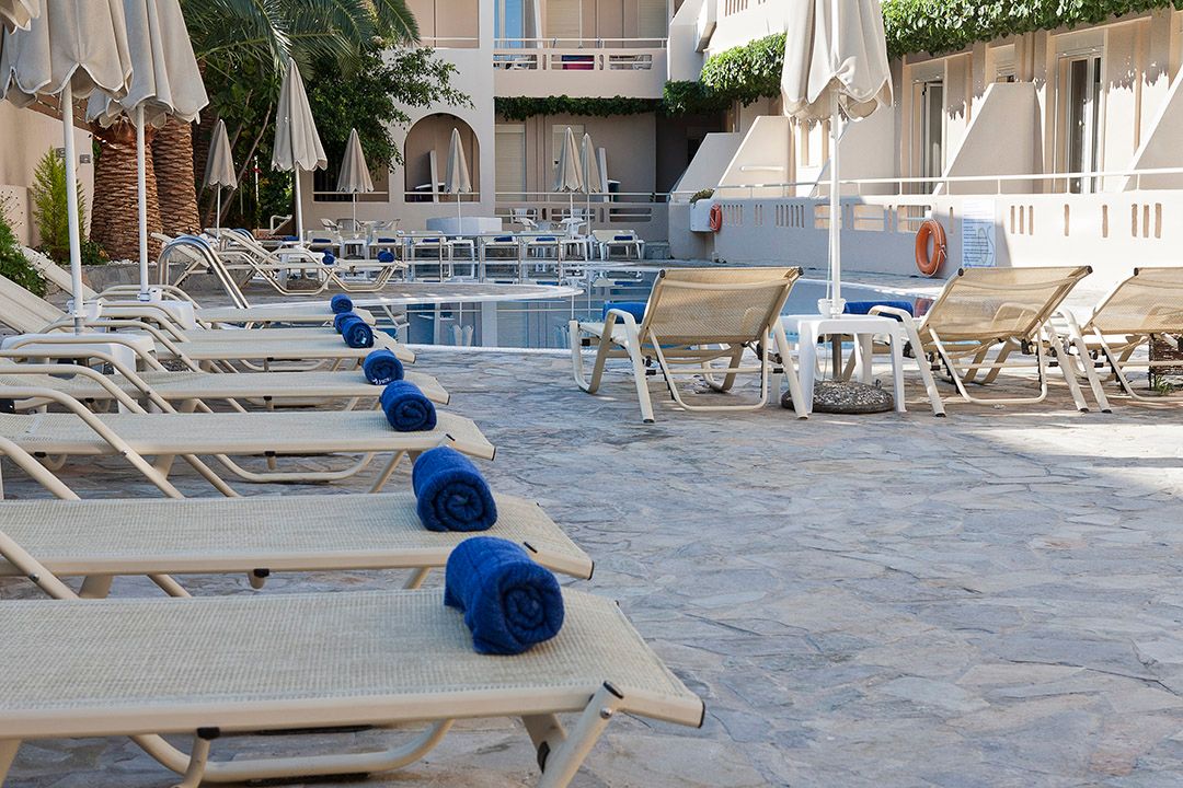 Axos Hotel