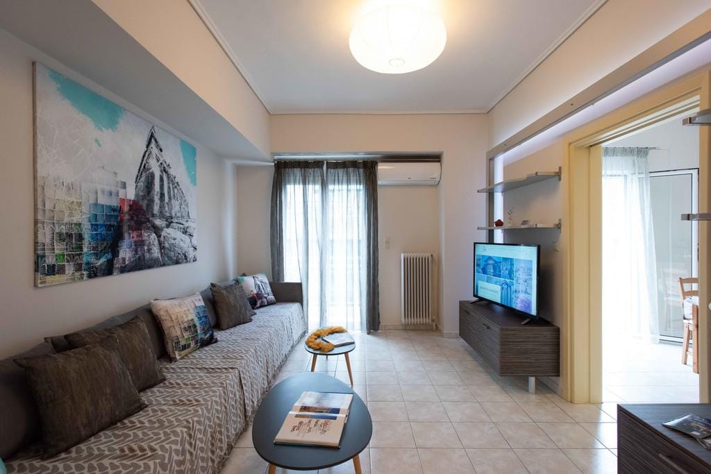 Romantic Studio Under Acropolis