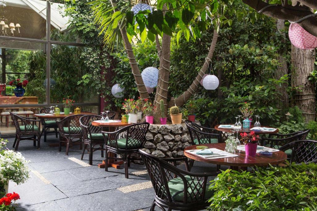 Hotel Dionysos Hotel