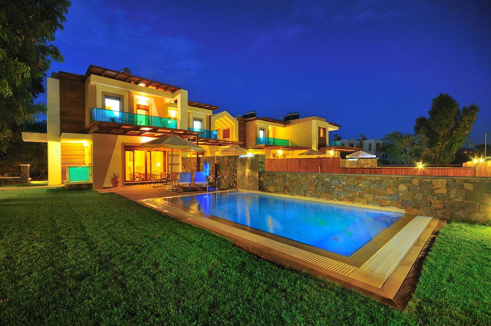 Villa Horizon Line Villas