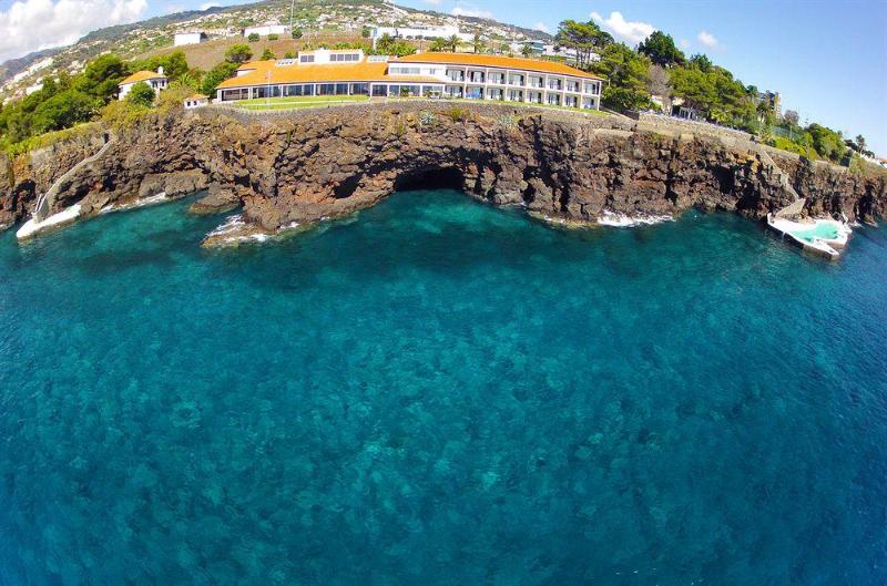 Hotel Albatroz Beach & Yacht Club