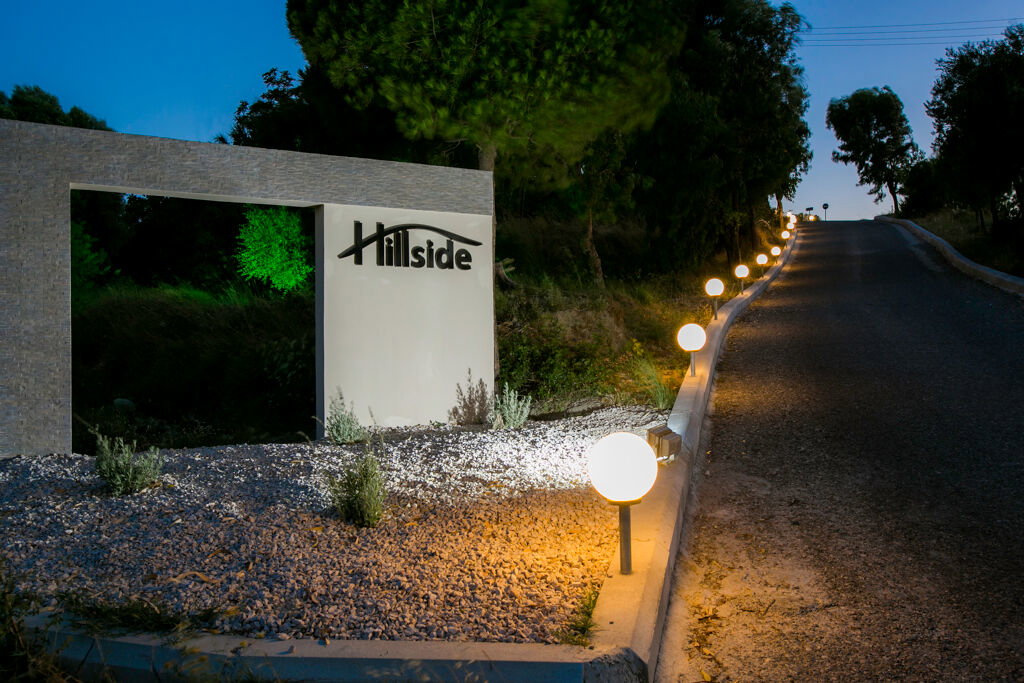 Hotel Hillside Studios & Apartments