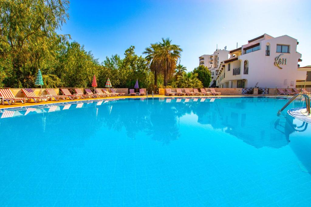 Hotel Sentinus Beach Hotel Kusadasi