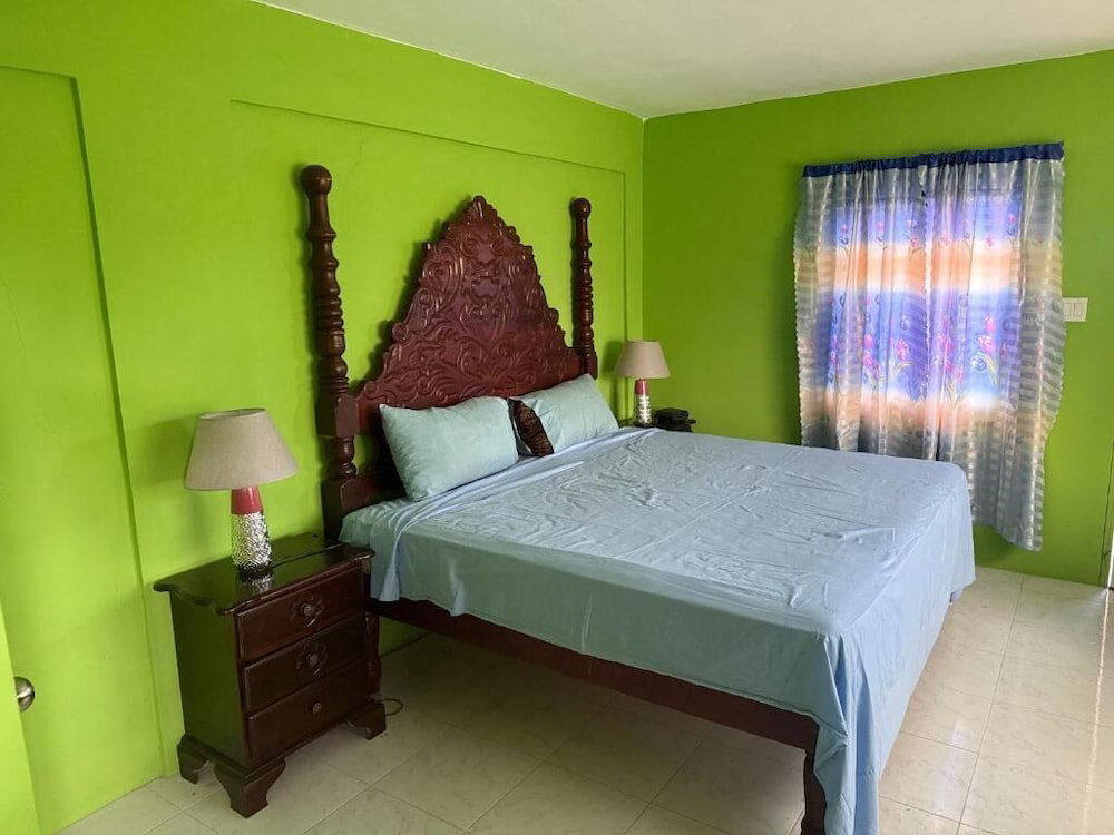 Hotel Reggae Moon Guest House