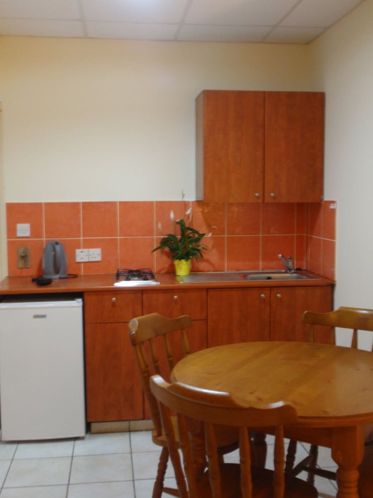 dal travel Larnaca Bay Suites