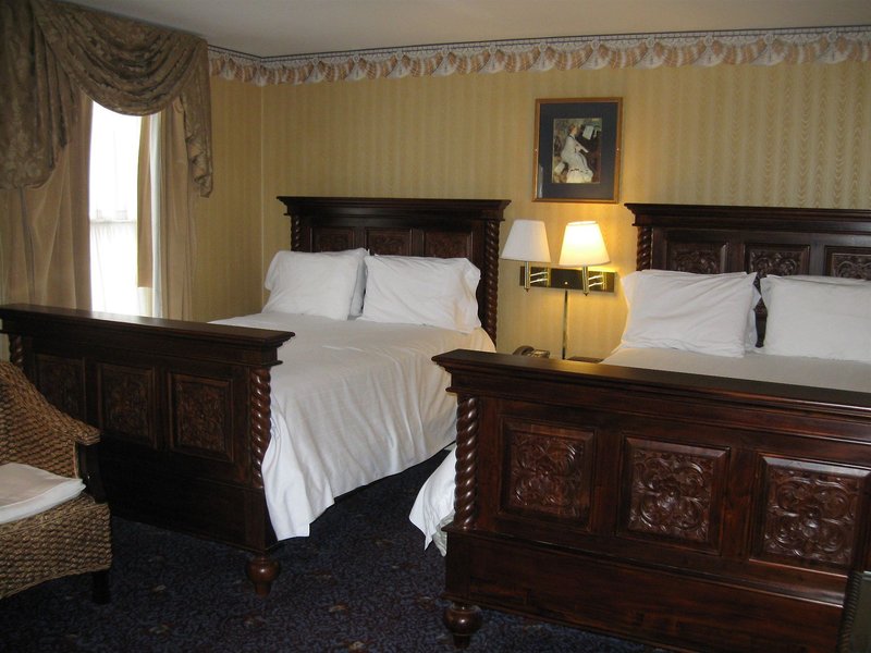 Inn At Saratoga