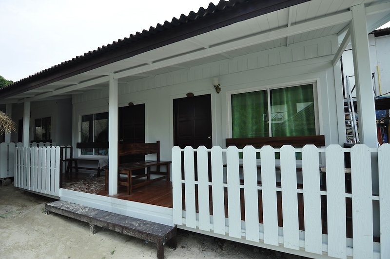 Hotel Phi Phi Twin Palms Bungalows