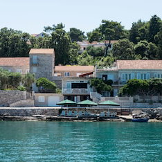 Hotel Apartments Nikolina cazare Lumbarda