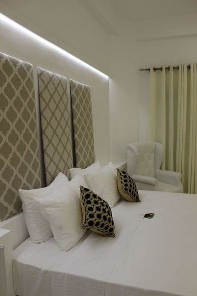 Hotel Heaven By O